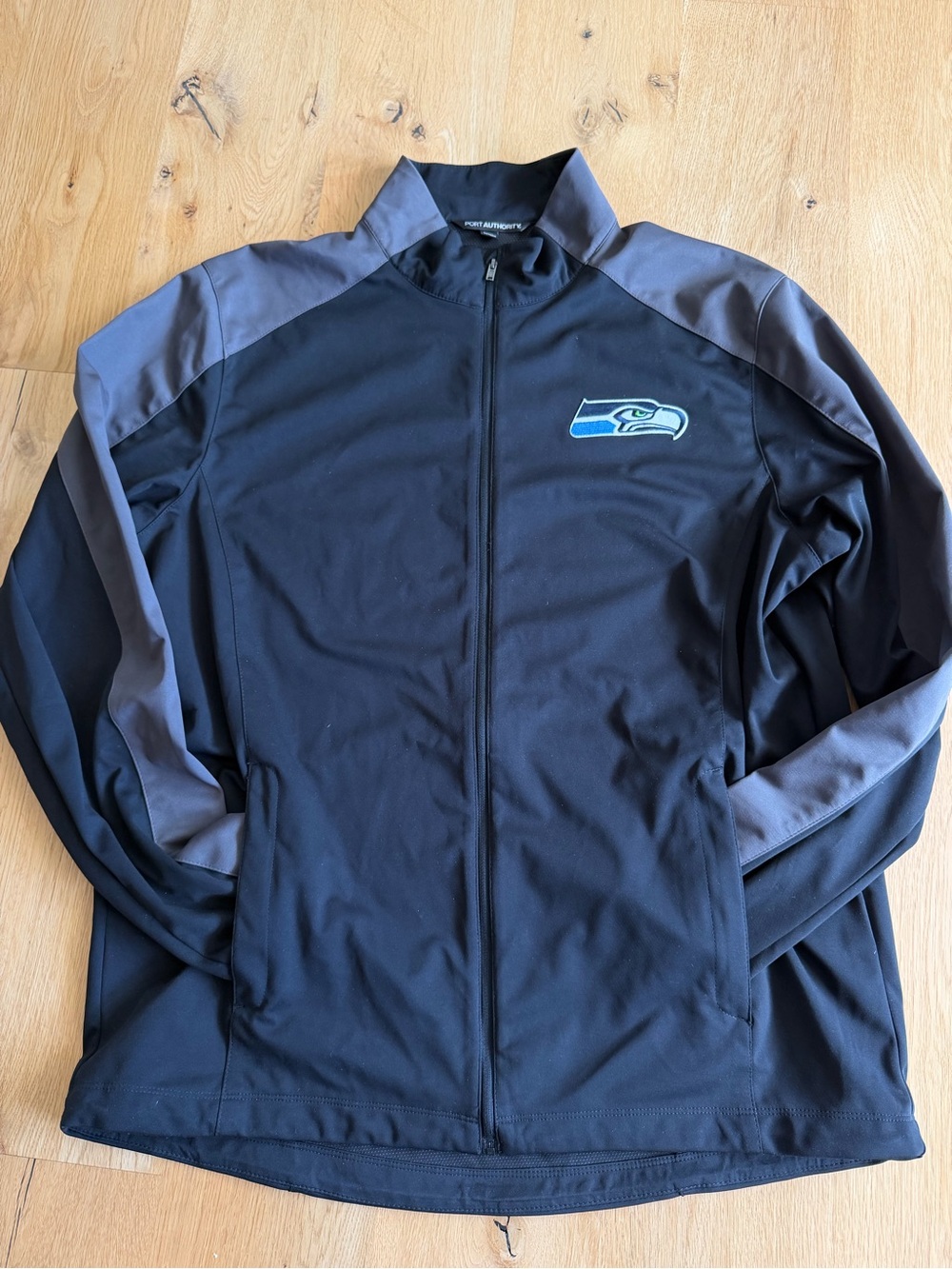 Seahawks men’s XL lightweight jacket